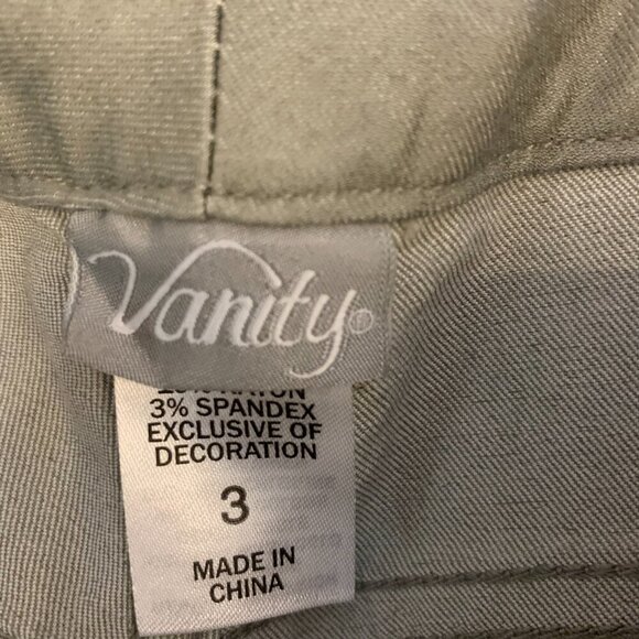 Vanity Olive colored shorts - New with tags - Picture 3 of 6